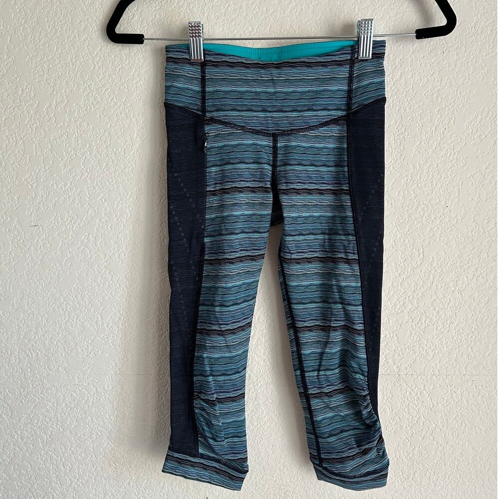 Lululemon Stop At Nothing Crop Space Dye Naval Blue Peacock Leggings Size 2 XS